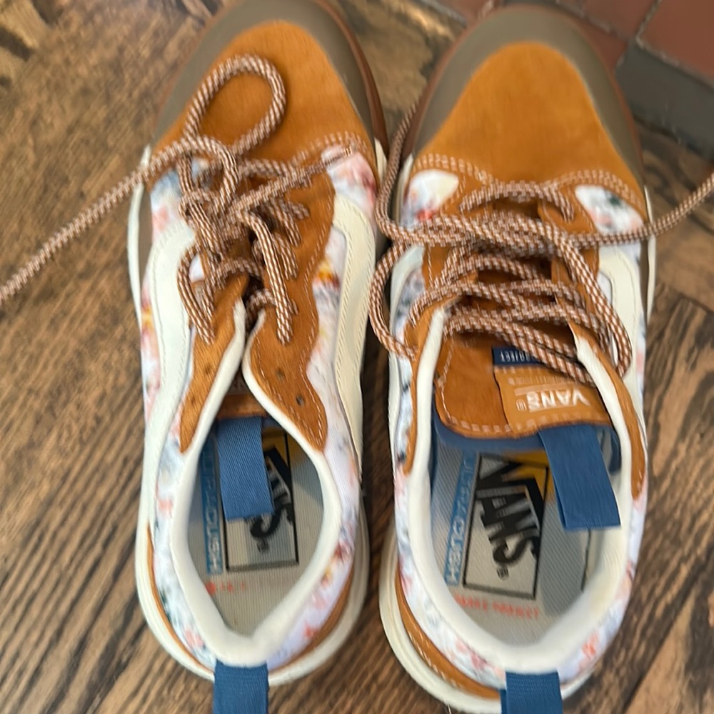 Vans worn 1x